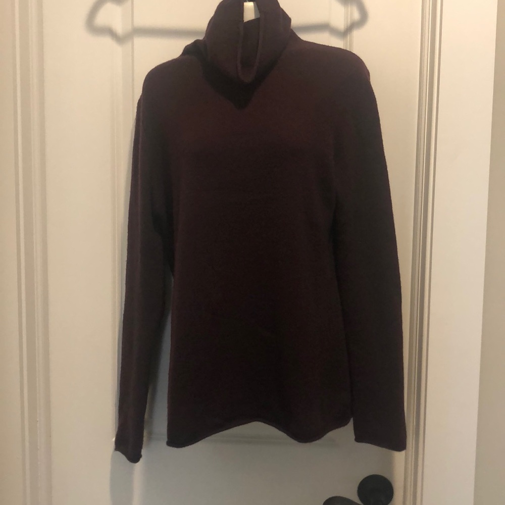 Cashmere sweater